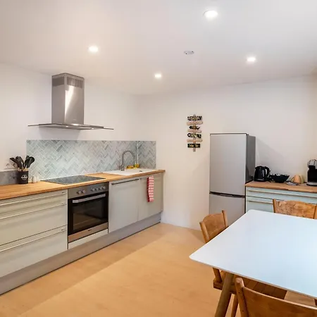 Im Tal Der L I E B E Apartamento *